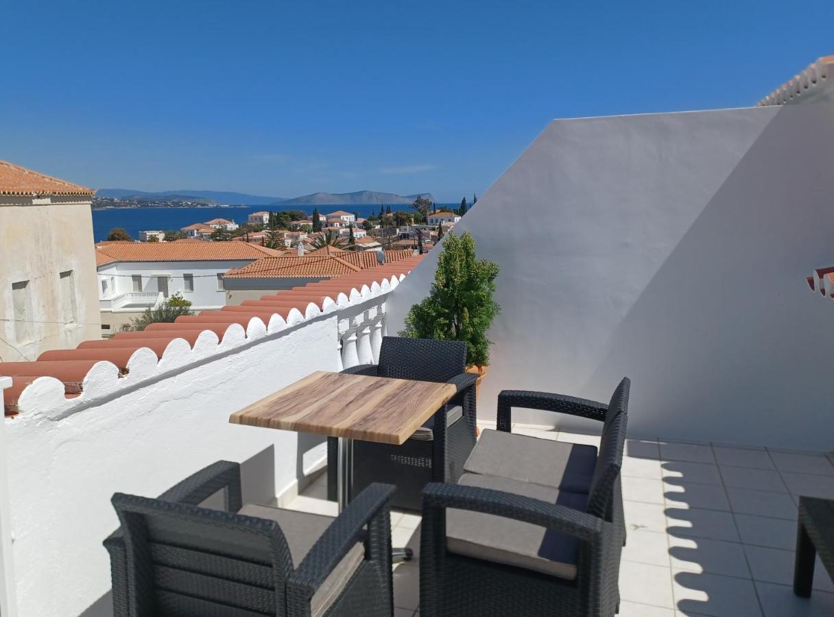 Villa Margarita Spetses Town Екстер'єр фото