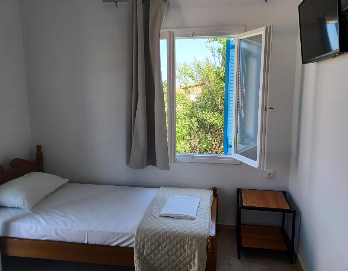 Villa Margarita Spetses Town Екстер'єр фото
