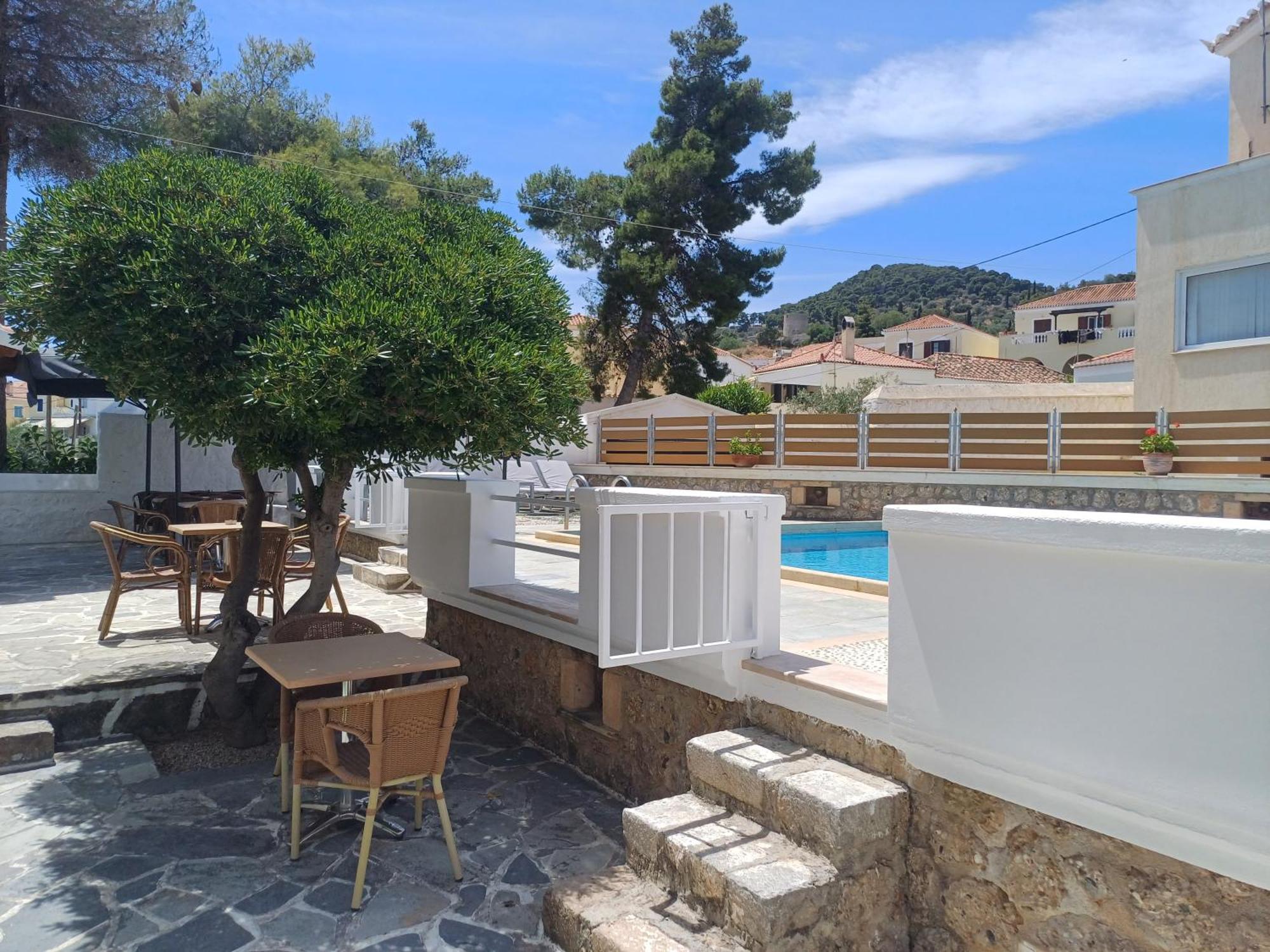 Villa Margarita Spetses Town Екстер'єр фото